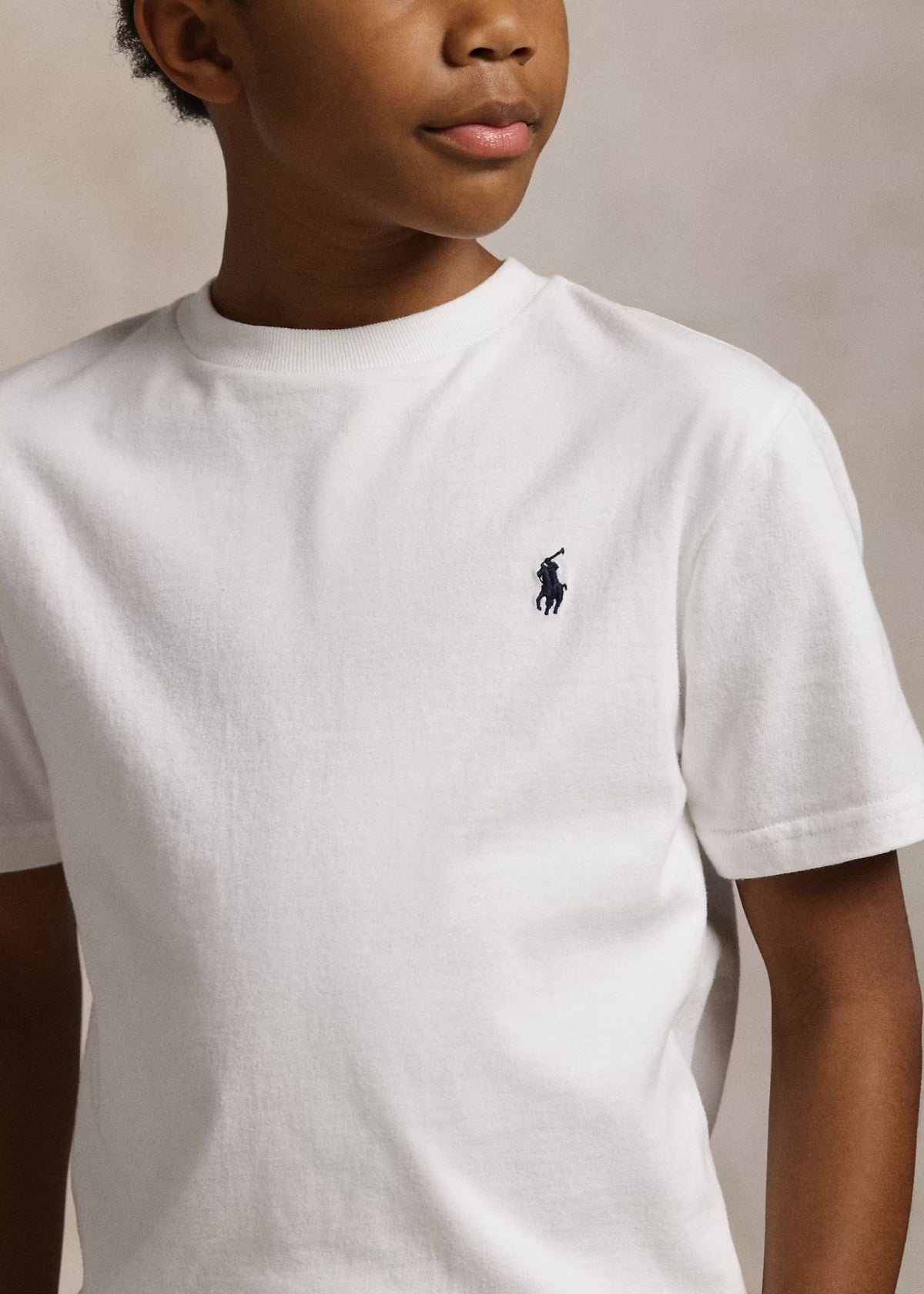 Camiseta Basic Bordada Blanca