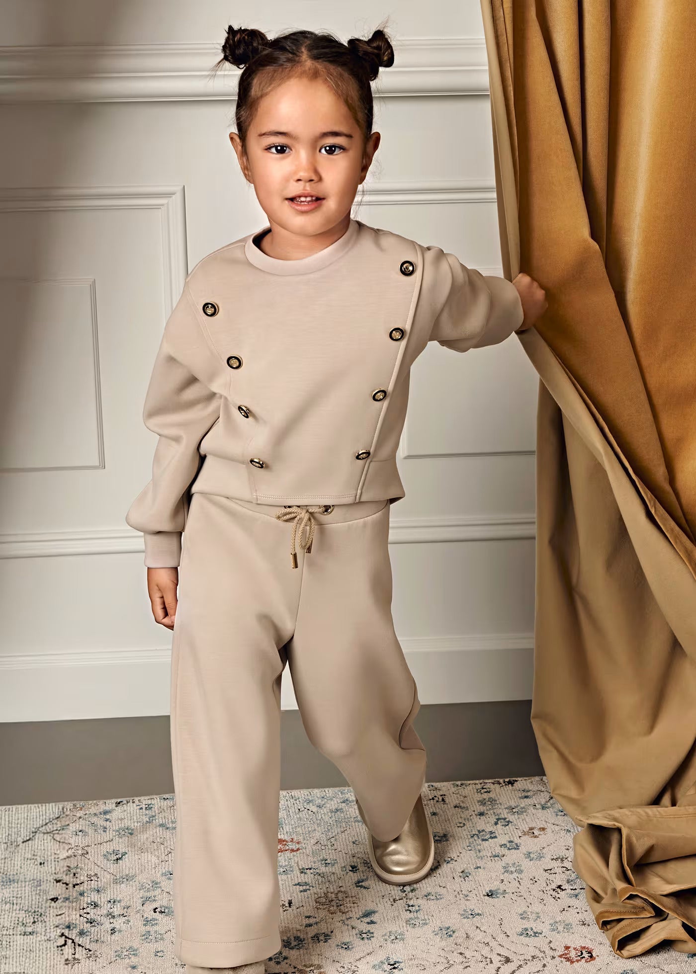 Set Buzo Botones & Pantalón