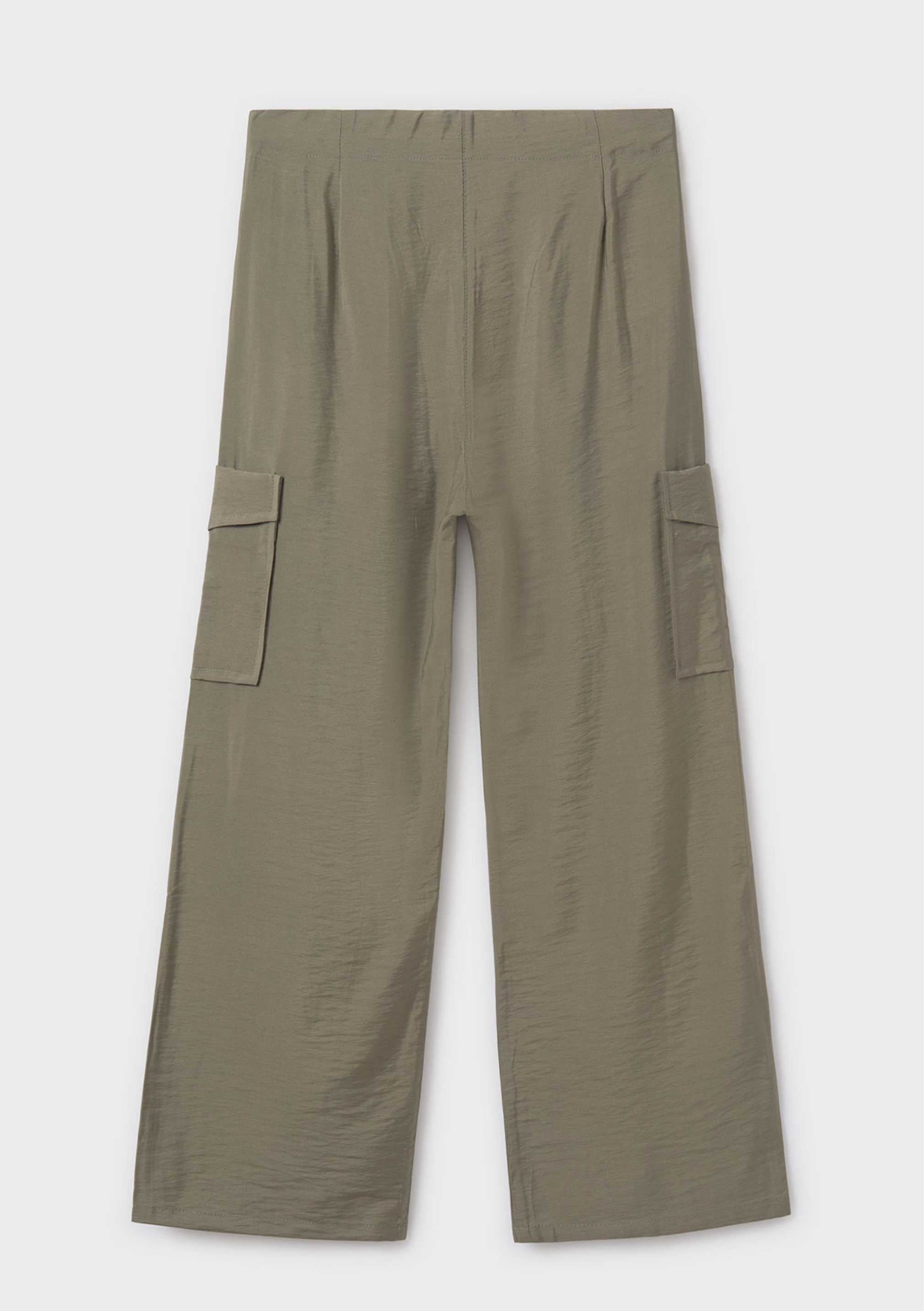 Pantalón Cargo Fluido Oliva Chica