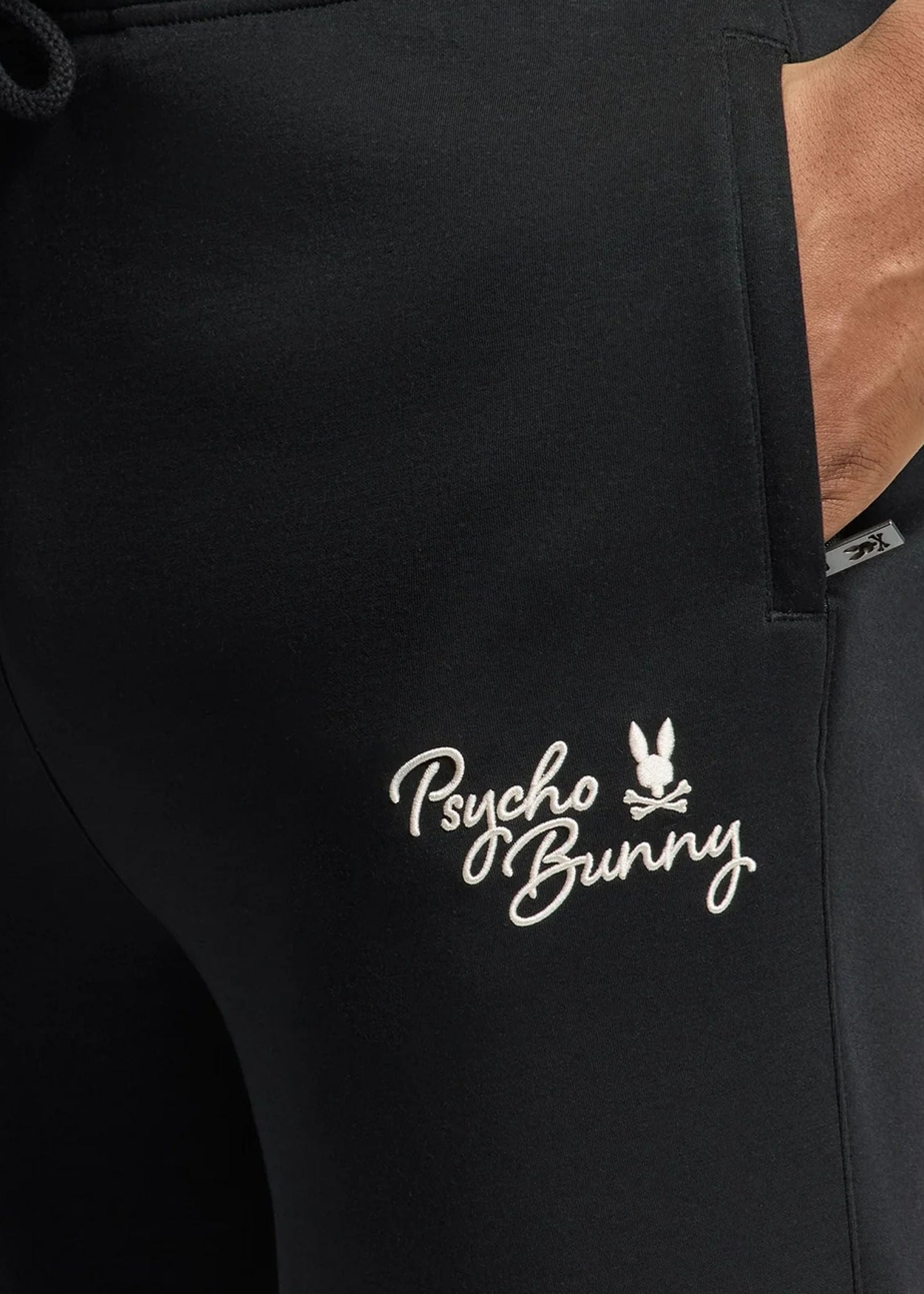 Joggers Desert Negro Logotipo Bordado
