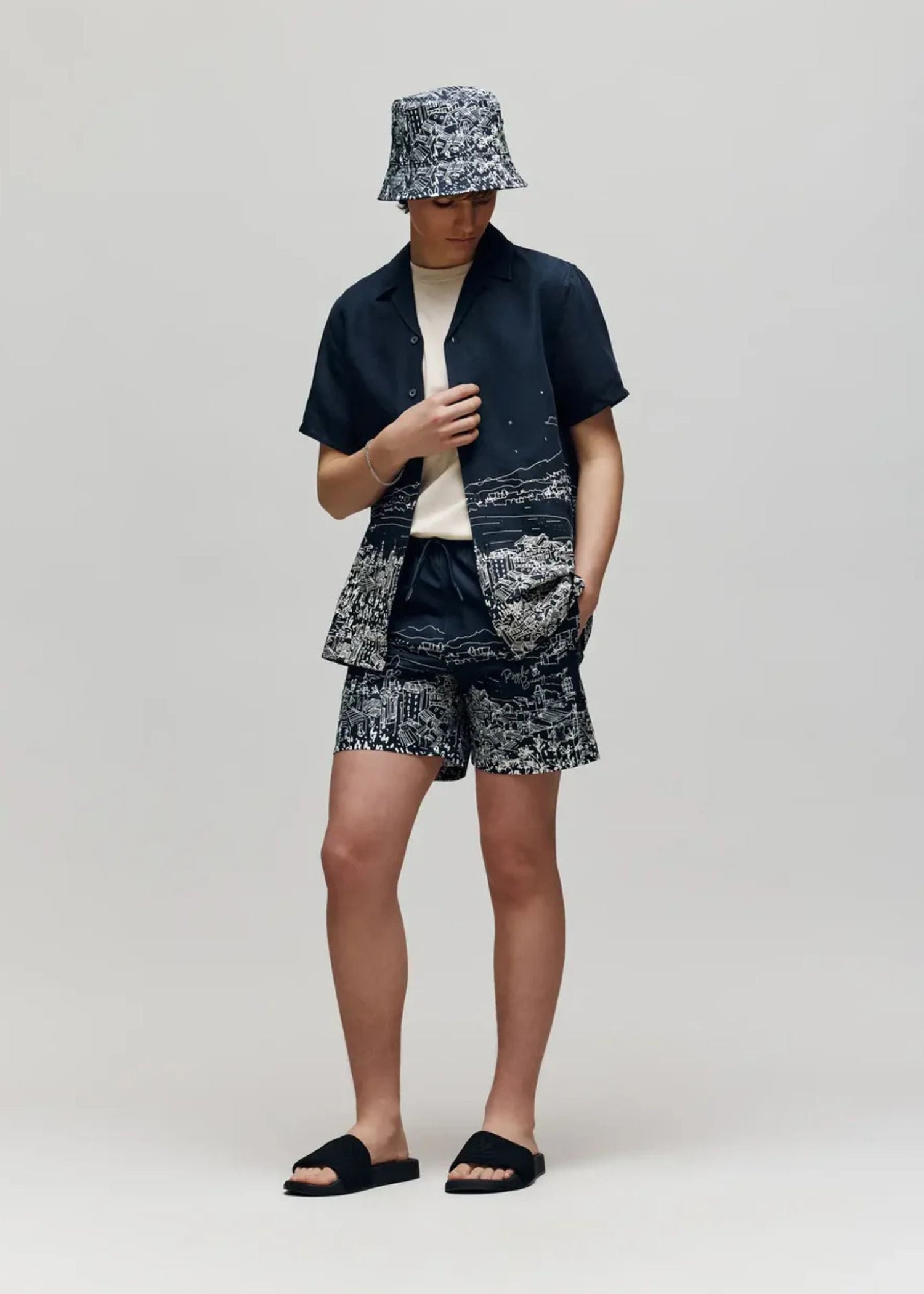 Bermuda Naxos Azul Estampado Secado Rápido