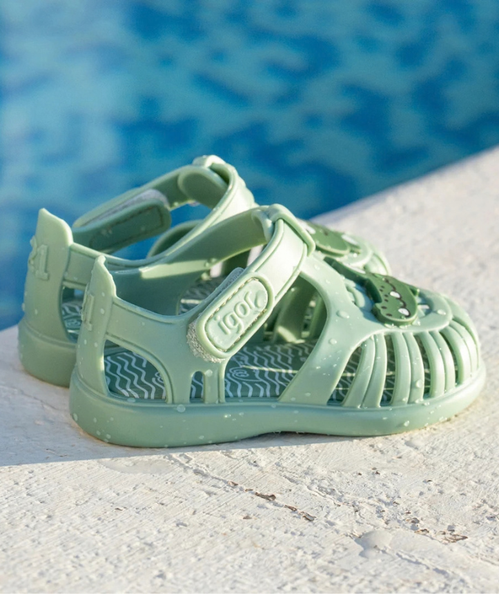 Sandalias Tobby Croco Matcha