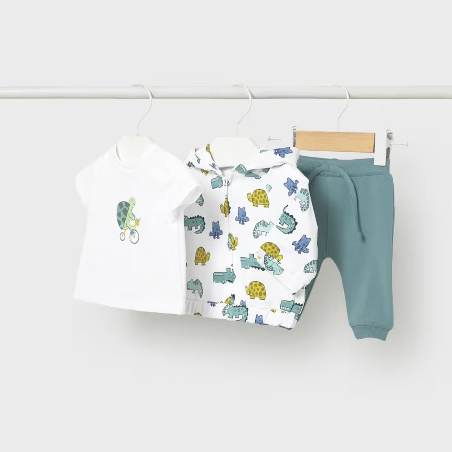 Set 3 Piezas Cardigan Croco