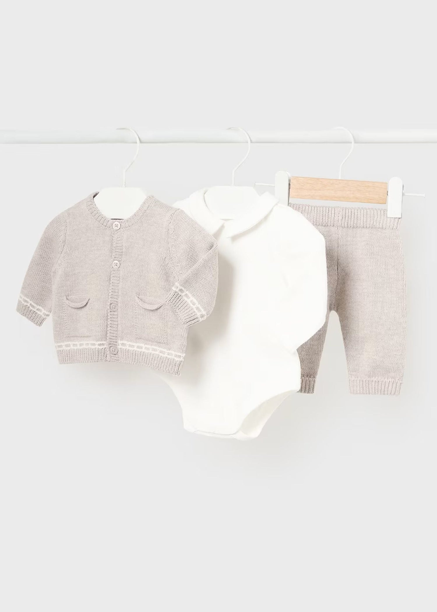 Set Tres Piezas Tricot Núez Newborn