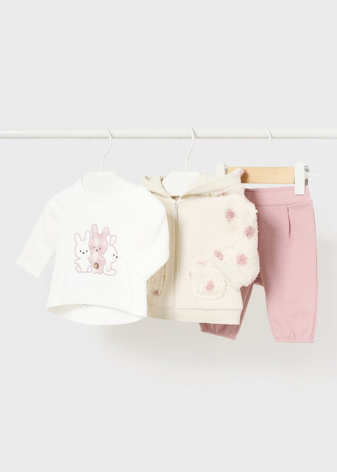 Conjunto Tres Piezas Borreguito Bunny Newborn