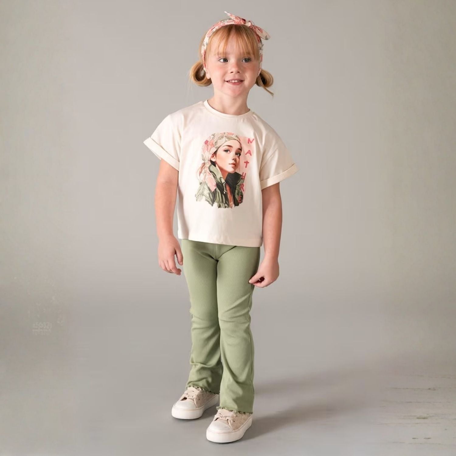 Camiseta Floral Art Garbanzo