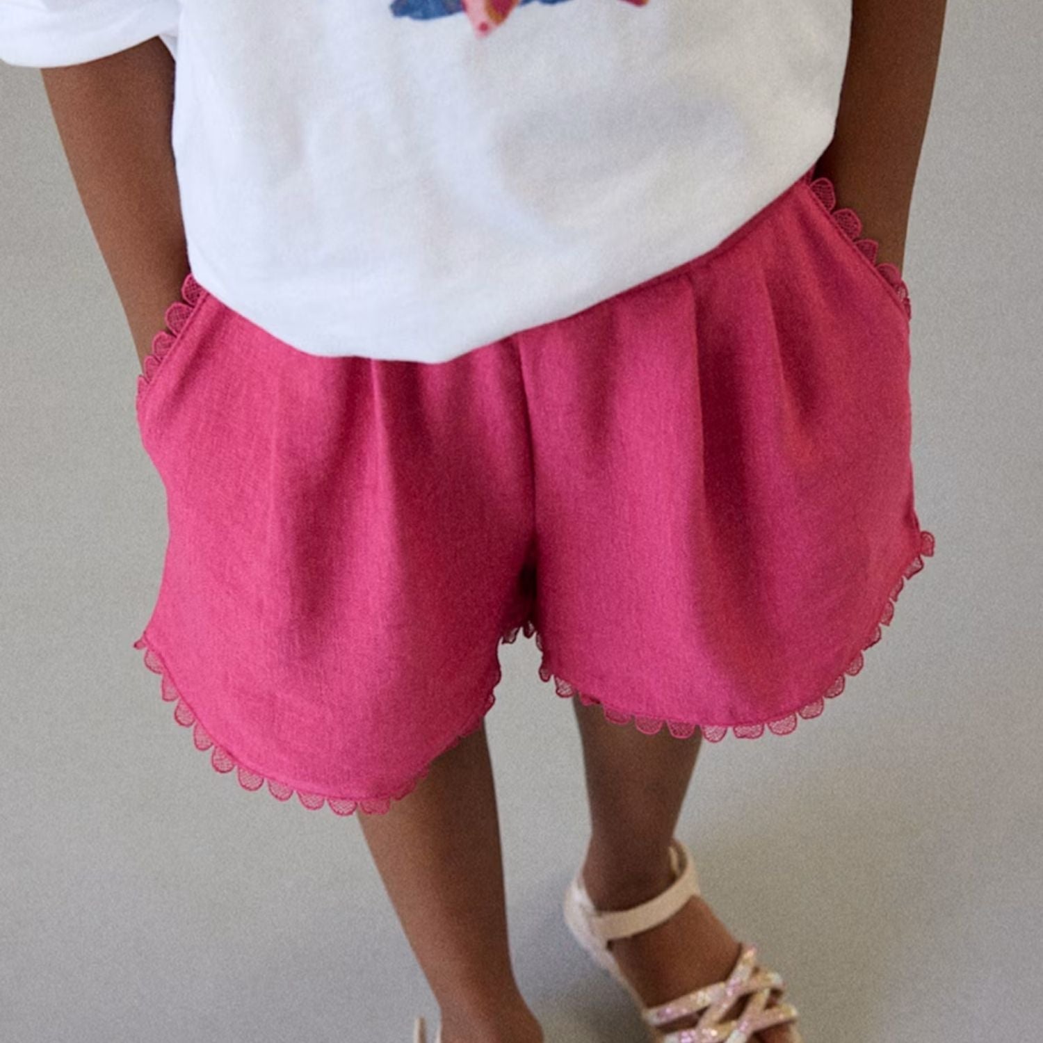 Shorts Aplique Pétalo
