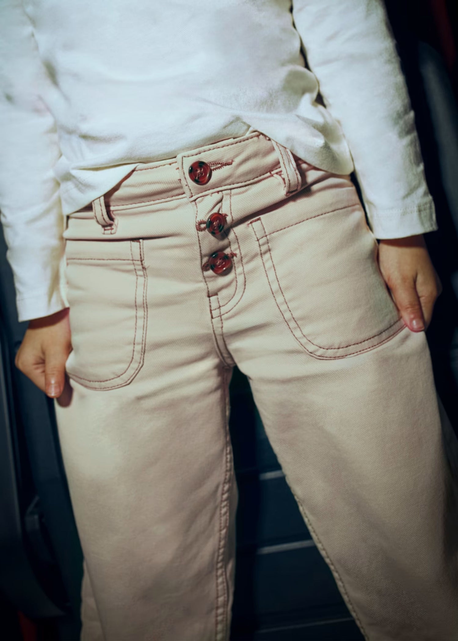 Pantalón Sarga Almendra Bolsillos Frontales