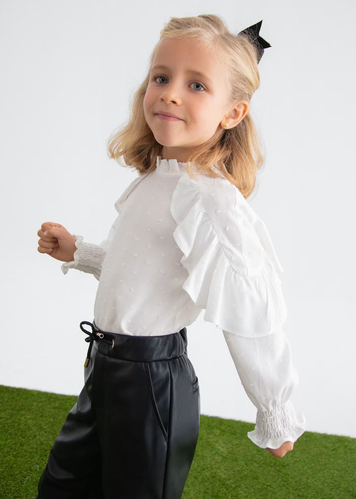 Blusa Plumeti Volantes Crema