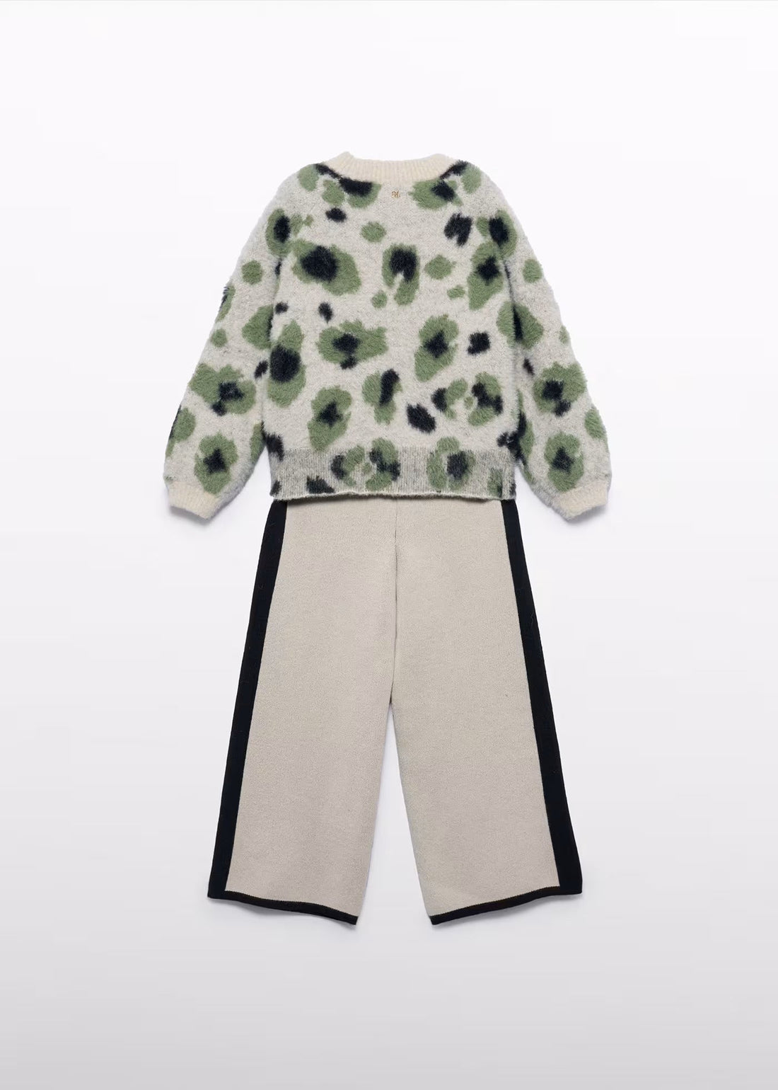 Set Sweater Animal Print &amp; Pantalón
