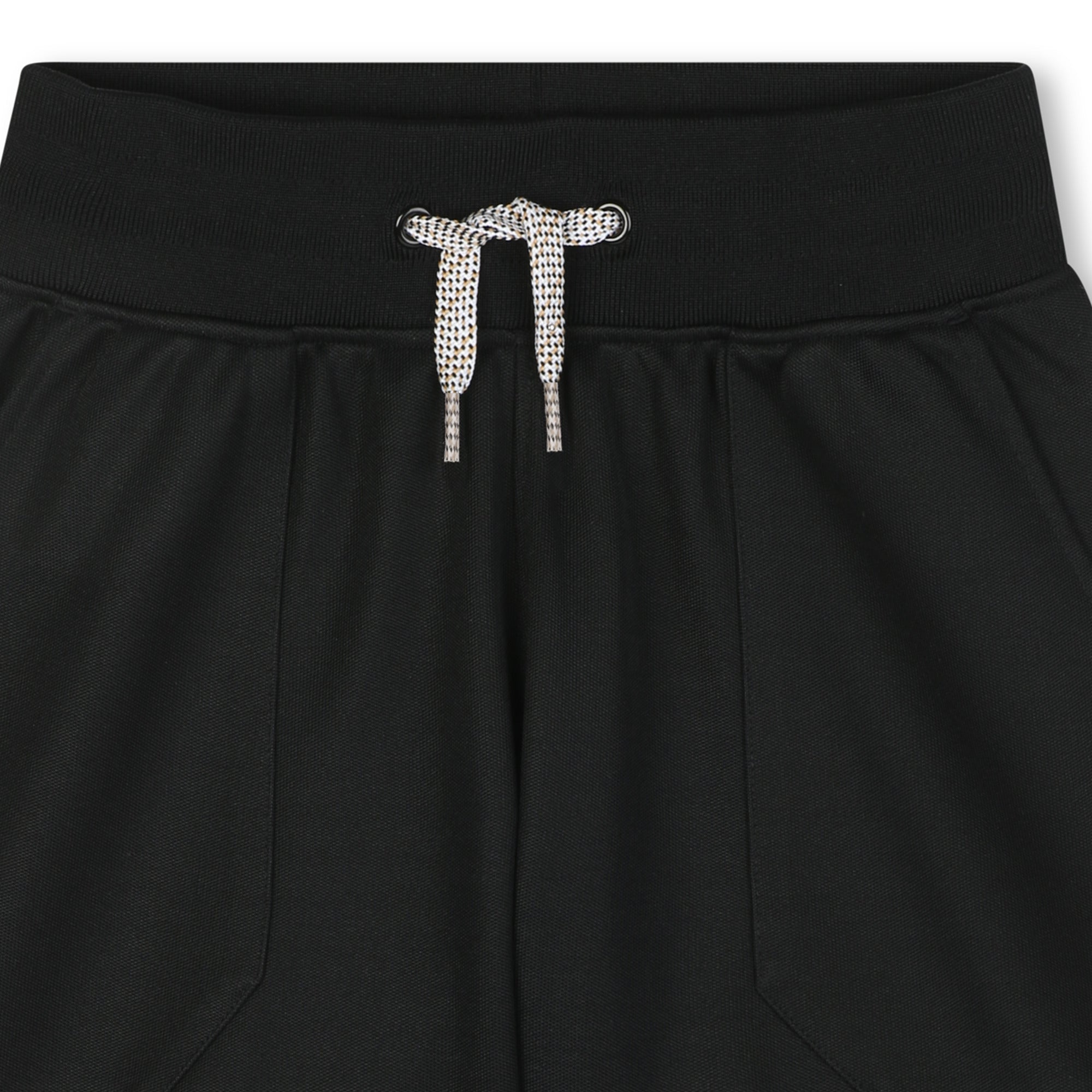Bermuda Negra Tipo Jogging