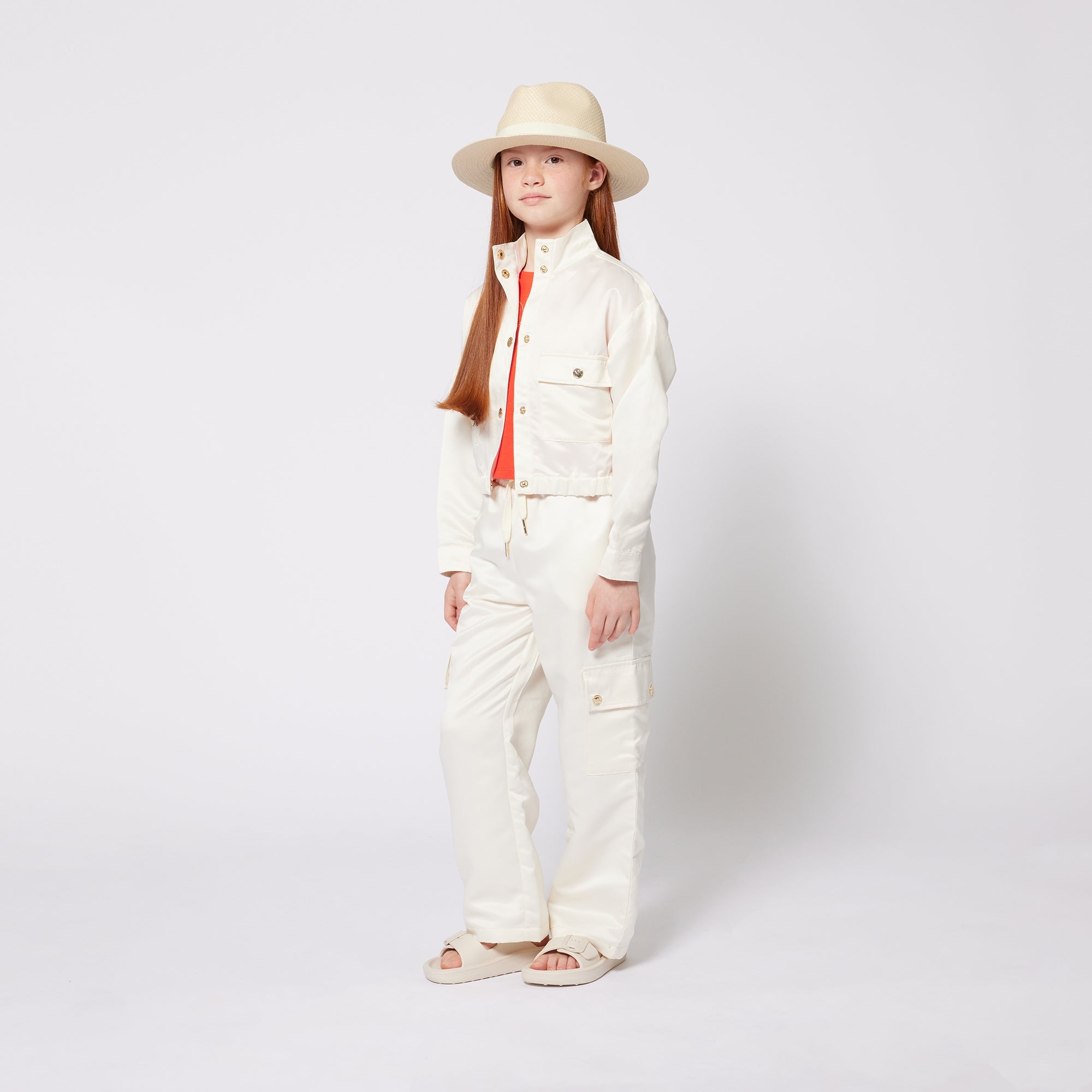 Chaqueta Blanca Satín Cropped