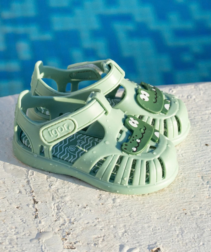 Sandalias Tobby Croco Matcha