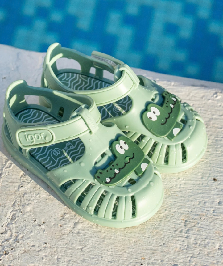 Sandalias Tobby Croco Matcha